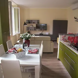Apartment Casa Molinari Como