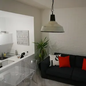 Apartment Les Di Parma