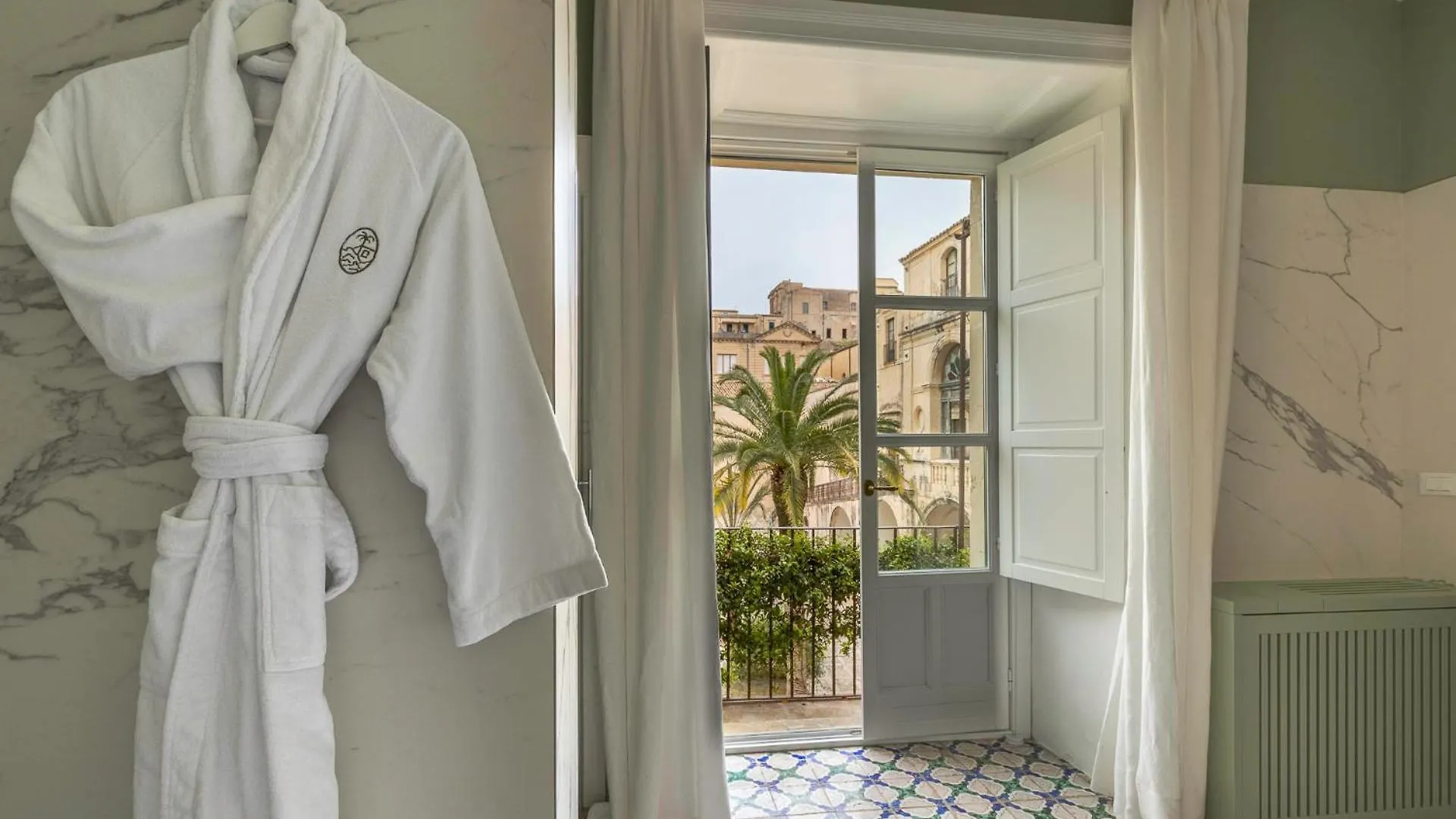 Bed & Breakfast Seven Rooms Villadorata Noto