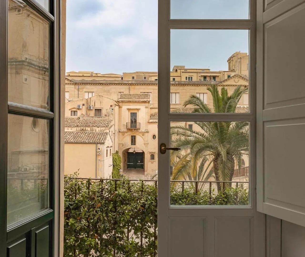 Seven Rooms Villadorata Noto 3*,  Italy