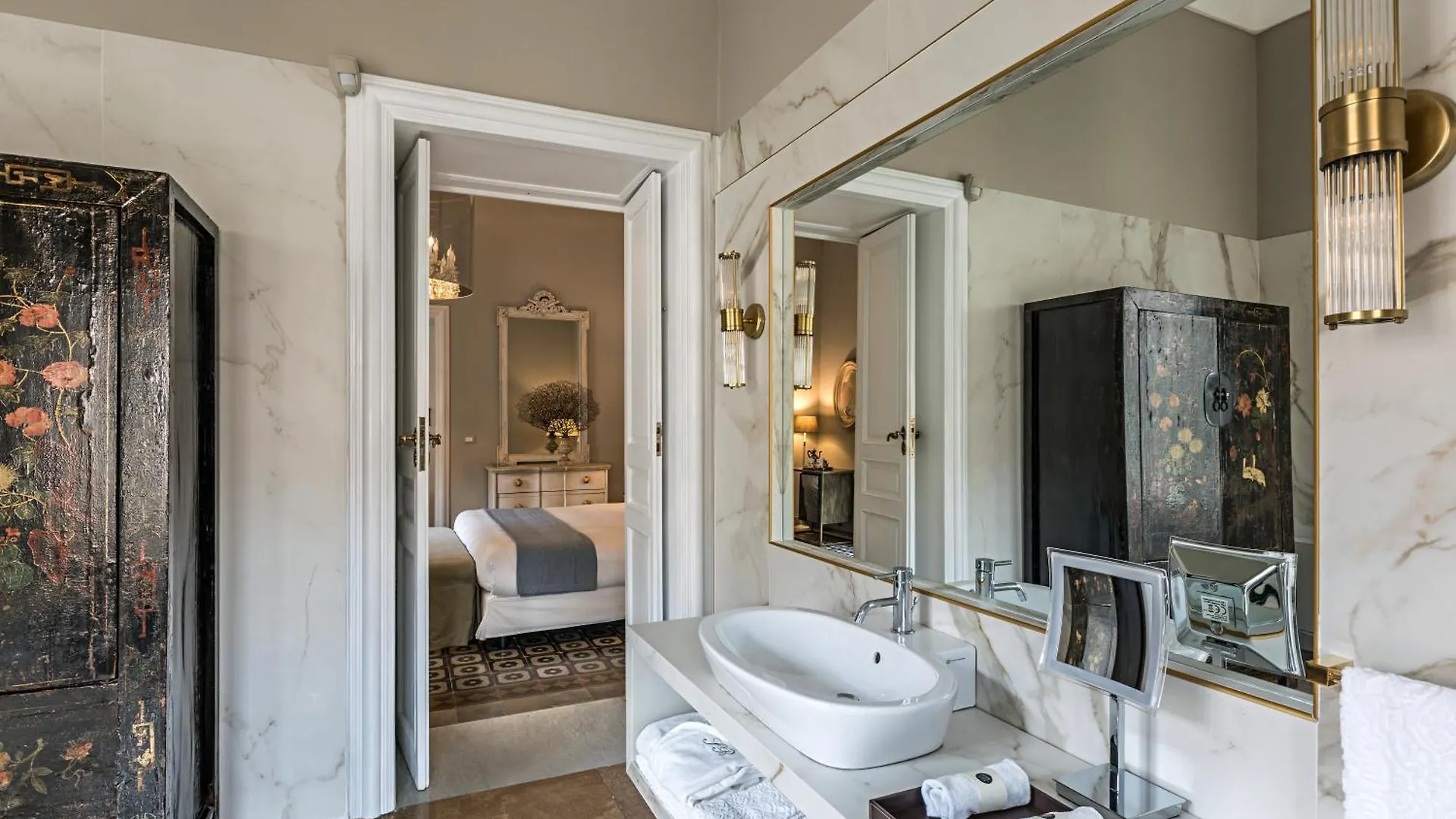 Seven Rooms Villadorata Noto Bed & Breakfast