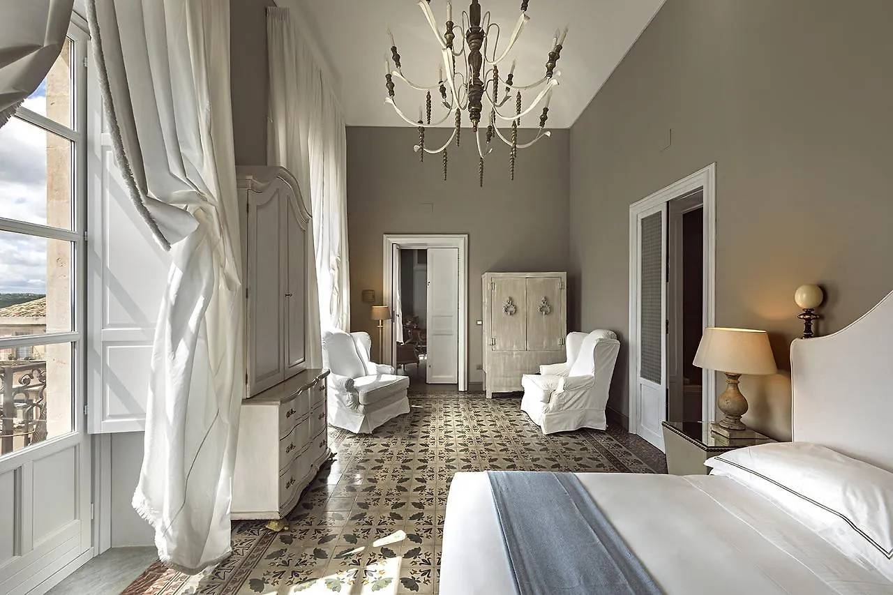 Seven Rooms Villadorata Noto Bed & Breakfast